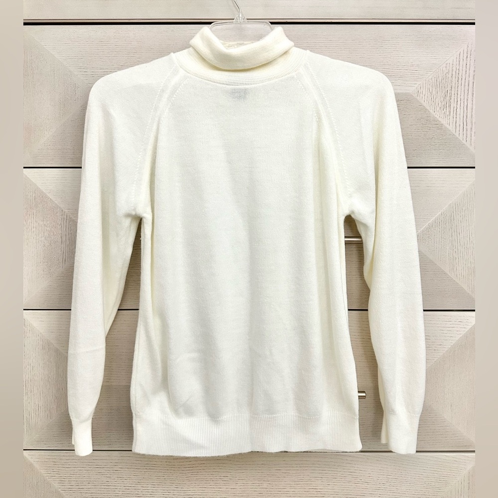 Vintage Designers Originals Long Sleeves Bone Turtleneck Sweater - Size Small